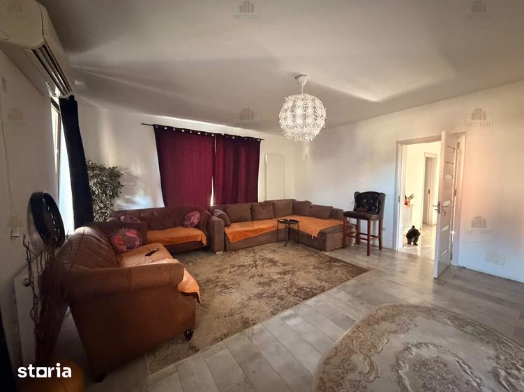 Casă cu 5 camere cu Teren 436 Mp în Berceni