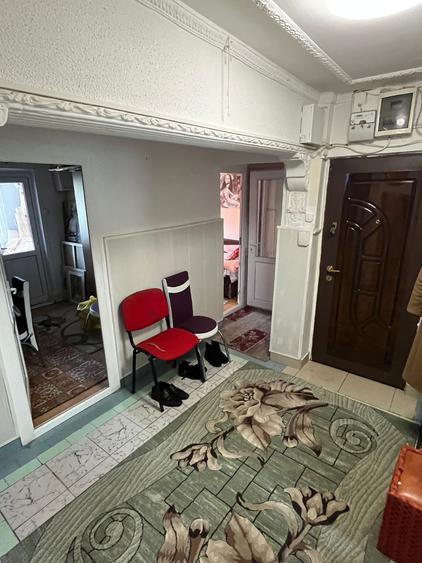 Apartament cu 4 camere decomandat în Inel II