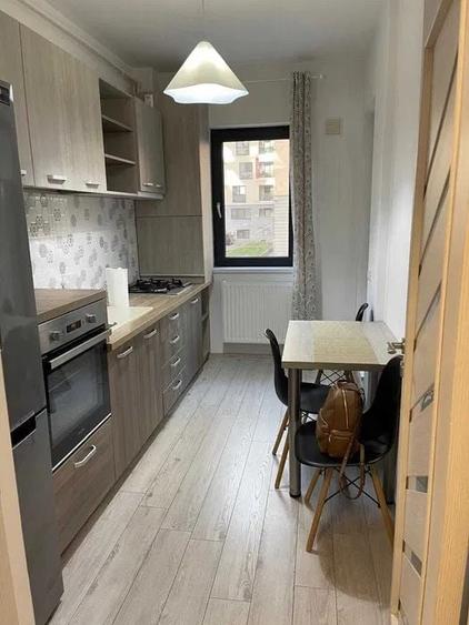 Apartament cu 2 camere decomandat, mobilat în Lujerului