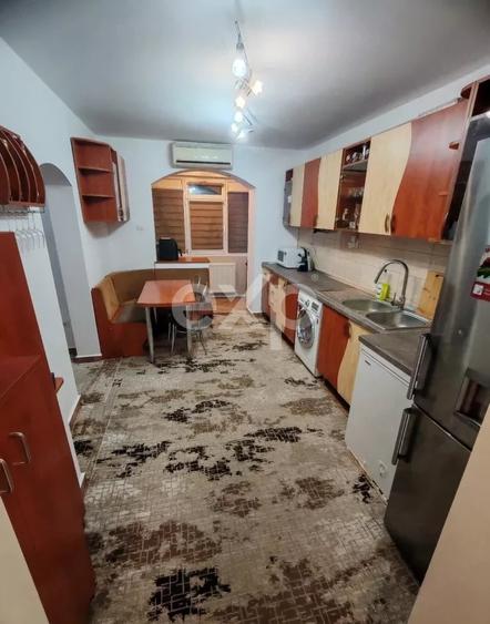 Apartament cu 2 camere semidecomandat, mobilat în Trivale
