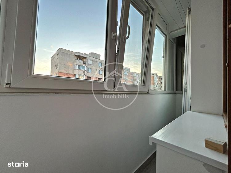 Apartament cu 3 camere decomandat în Nufărul