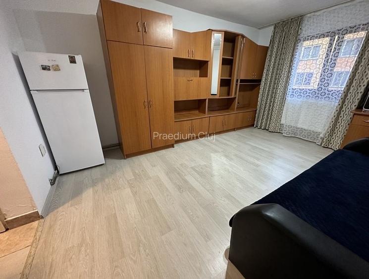 Garsonieră pe Muncii la etajul 2, 22 mp, centrală termică