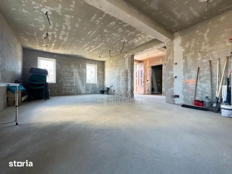 Casă cu 4 camere cu Teren 468 Mp în Apahida