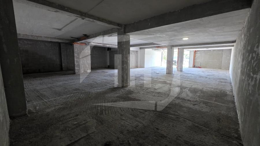 Spațiu comercial, de 200 mp, în Dâmbul Rotund