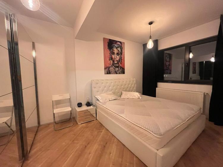 Apartament cu 3 camere decomandat, mobilat în Pipera