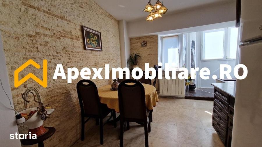 Apartament cu 3 camere decomandat în Decebal