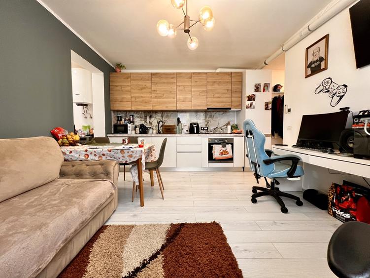 Apartament cu 3 camere decomandat, mobilat în Giroc