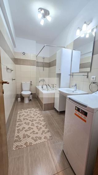 Apartament cu 2 camere decomandat, mobilat în Tractorul