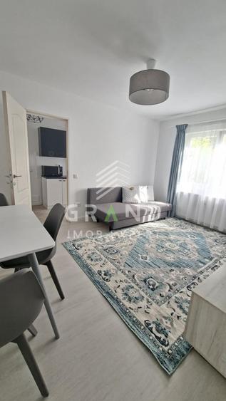 Apartament cu 2 camere semidecomandat, mobilat în Mănăștur