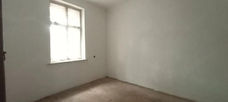 Casă cu 3 camere cu Teren 150 Mp în Gai