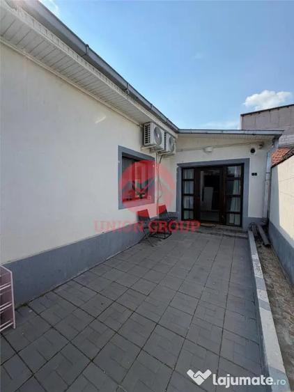 Casă cu 3 camere cu Teren 107 Mp în Delfinariu