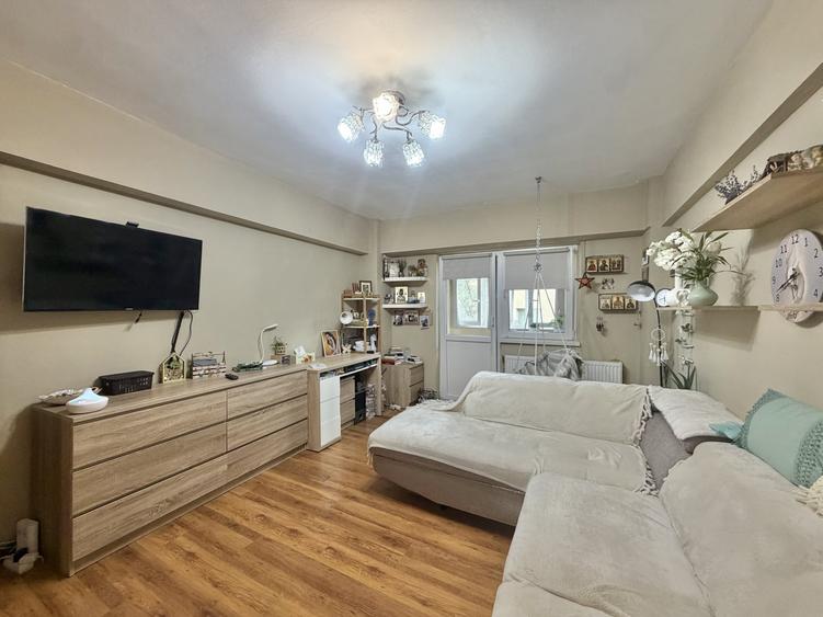 Apartament cu 2 camere decomandat, mobilat în Dâmbovița