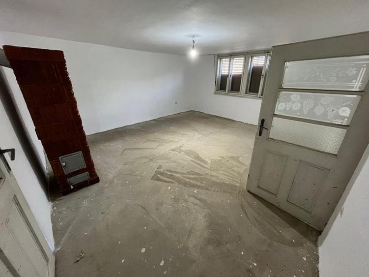 Casă cu 4 camere în Cladova