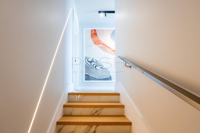Duplex cu 5 camere cu Canalizare în Băneasa