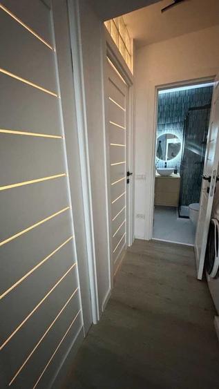 Apartament cu 4 camere semidecomandat în Ștefan cel Mare