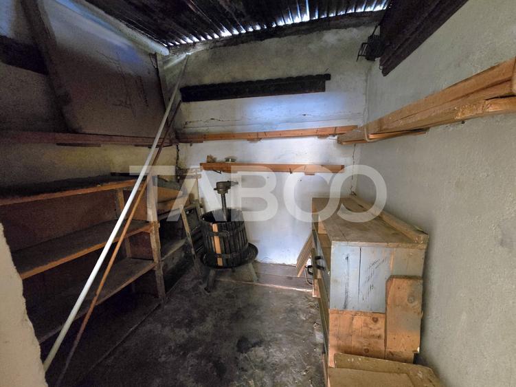 Casa individuala de vanzare cu teren 237 mp garaj in zona Lupeni Sibiu - 29