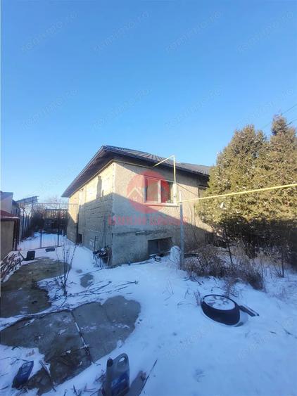 Casă cu Teren 1250 Mp în Cumpăna
