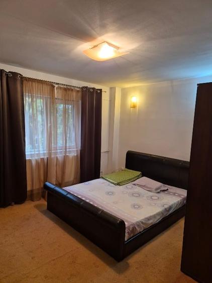 Apartament cu 2 camere decomandat, mobilat în Sebastian