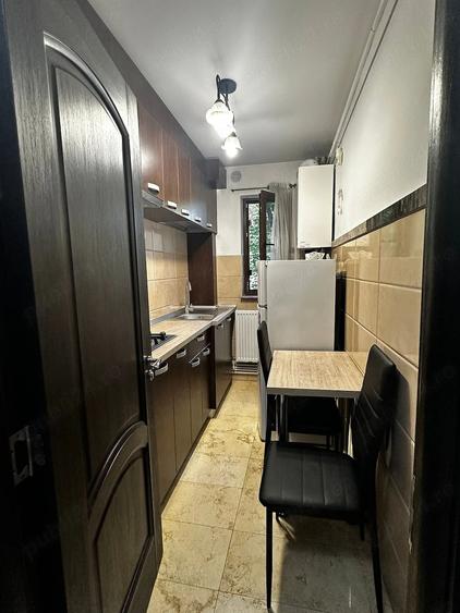 Apartament cu 2 camere decomandat în Centru Civic
