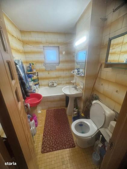 Apartament cu 3 camere decomandat în Inel I