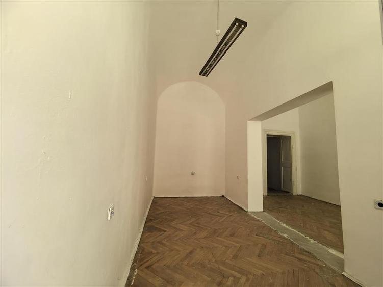 Spațiu comercial, de 29 mp, în Ultracentral