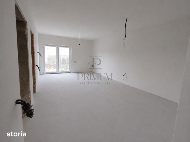 Casă cu 3 camere cu Teren 300 Mp în Central