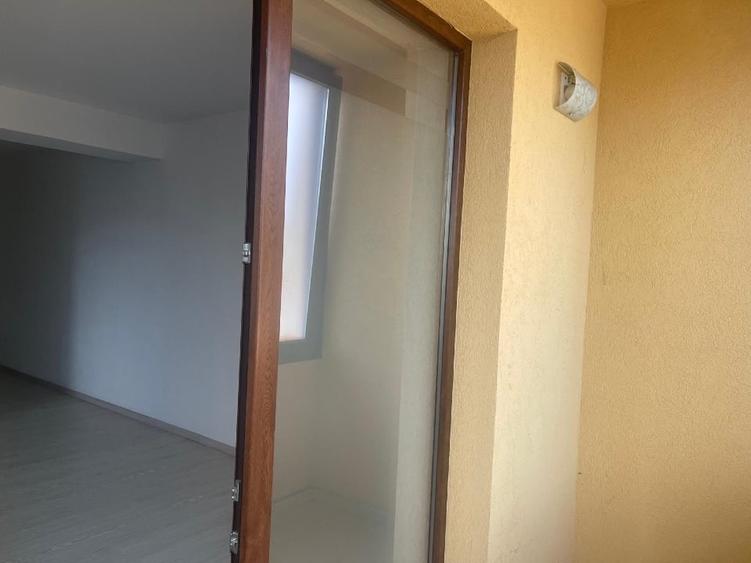 Apartament cu 2 camere decomandat în Giroc