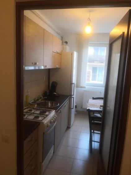 Garsonieră decomandată în Florești