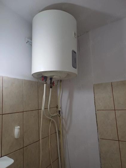 Garsonieră decomandată în Podul de Piatră