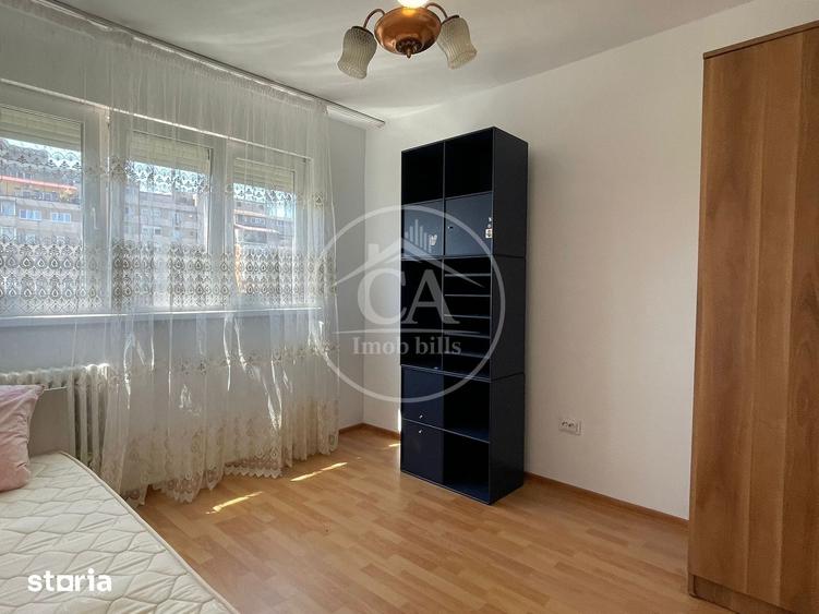 Apartament cu 3 camere decomandat în Rogerius