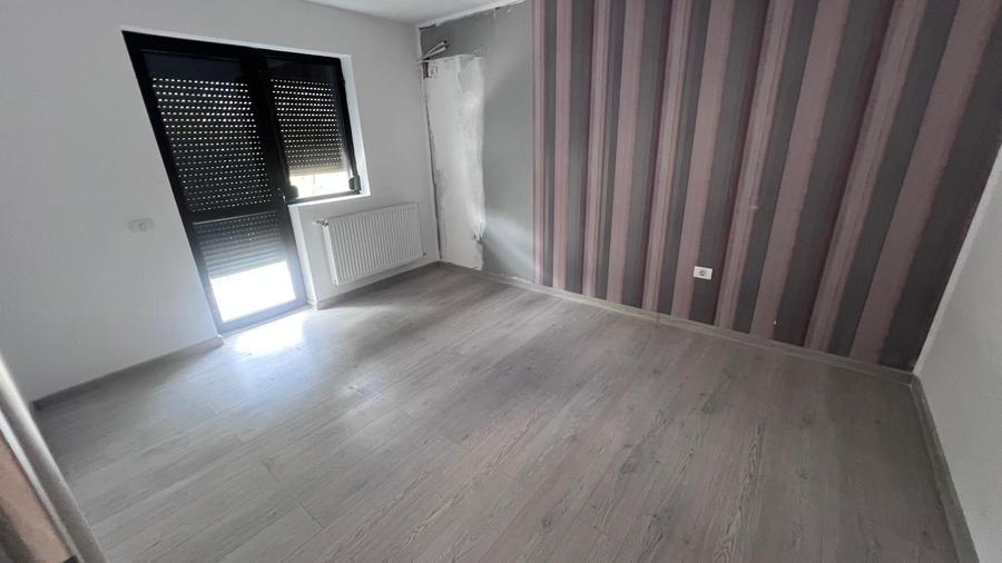 Casă cu 3 camere cu Canalizare în Bragadiru