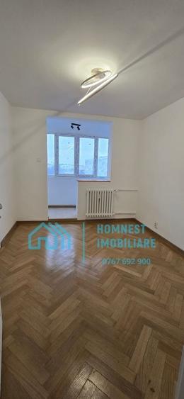 Apartament cu 3 camere semidecomandat în Titan