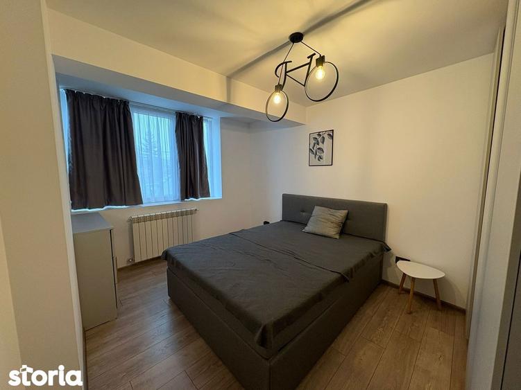 Apartament cu 3 camere decomandat, mobilat în Berceni