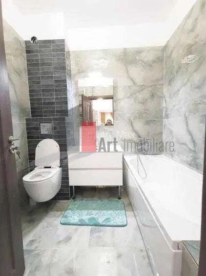 Apartament cu 3 camere decomandat în Politehnica