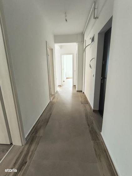 Apartament cu 3 camere în Brâncoveanu — fotografia 1