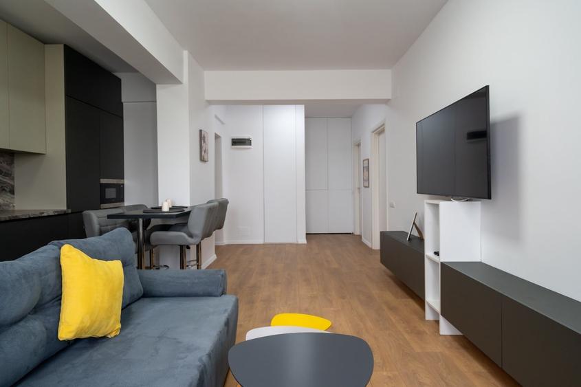 Apartament cu 2 camere semidecomandat, mobilat în Pipera