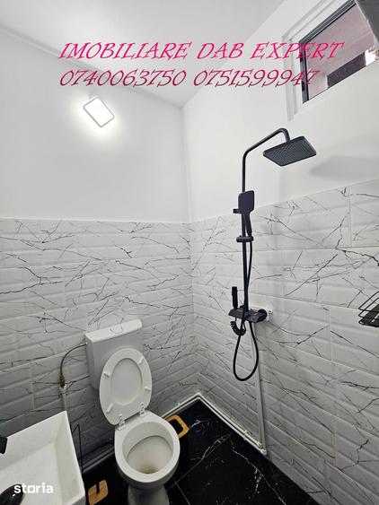 Casă cu 2 camere cu Teren 70 Mp în Piața Centrală