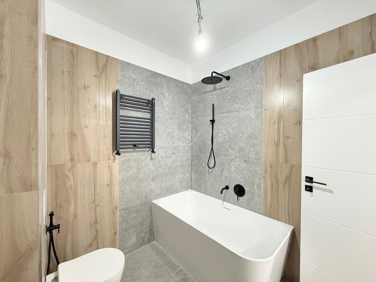 Duplex cu 4 camere cu Canalizare în Moșnița Nouă