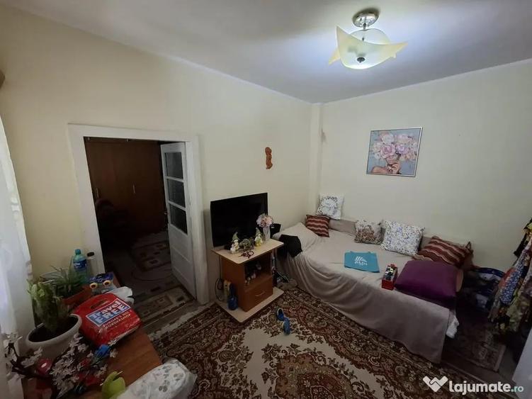 Casă cu 4 camere cu Teren 163 Mp în Nord