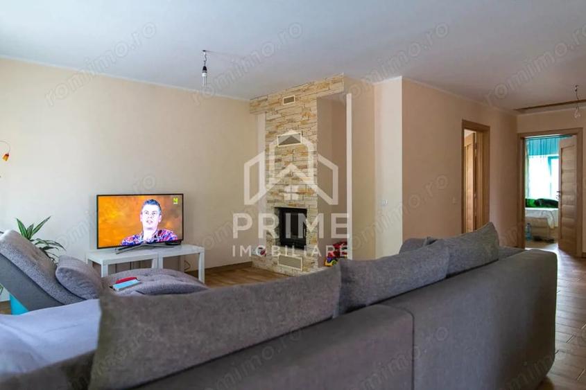 Casă cu 6 camere cu Teren 517 Mp în Dumbrava (Ciugud)