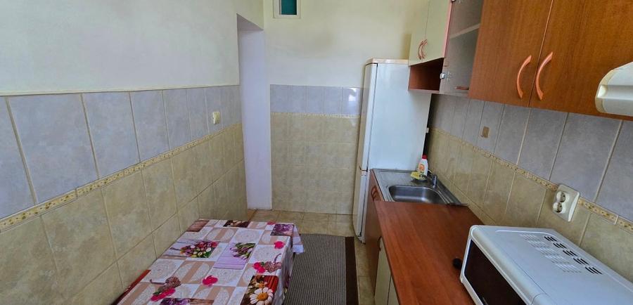 Apartament cu 2 camere nedecomandat, mobilat în Ronaț