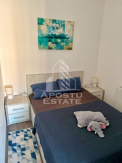 Garsonieră decomandată, mobilată în Take Ionescu