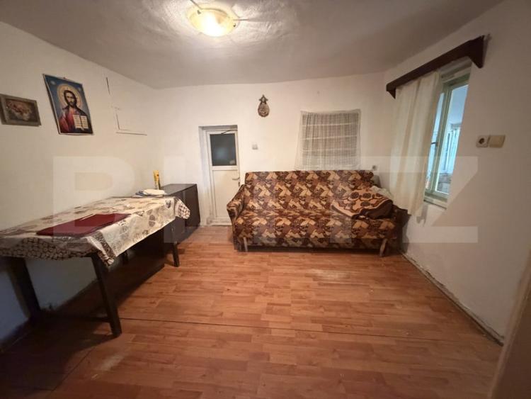 Casă cu 3 camere cu Teren 1200 Mp în Nușfalău