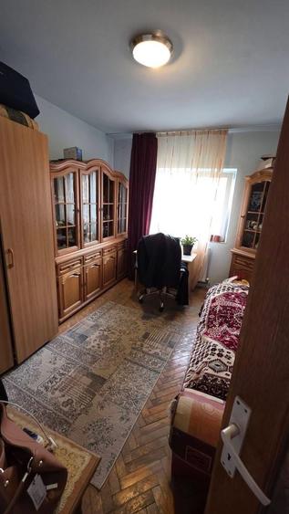 PF Vand / schimb Apartament 3 camere Pb+ beci etaj 2 zona Ramada - 4