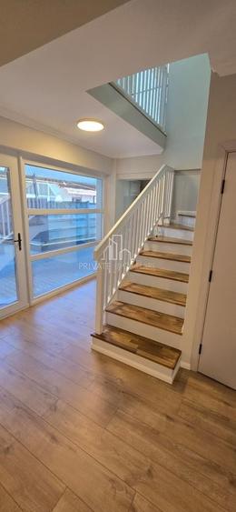 Apartament cu 3 camere decomandat în 7 Noiembrie