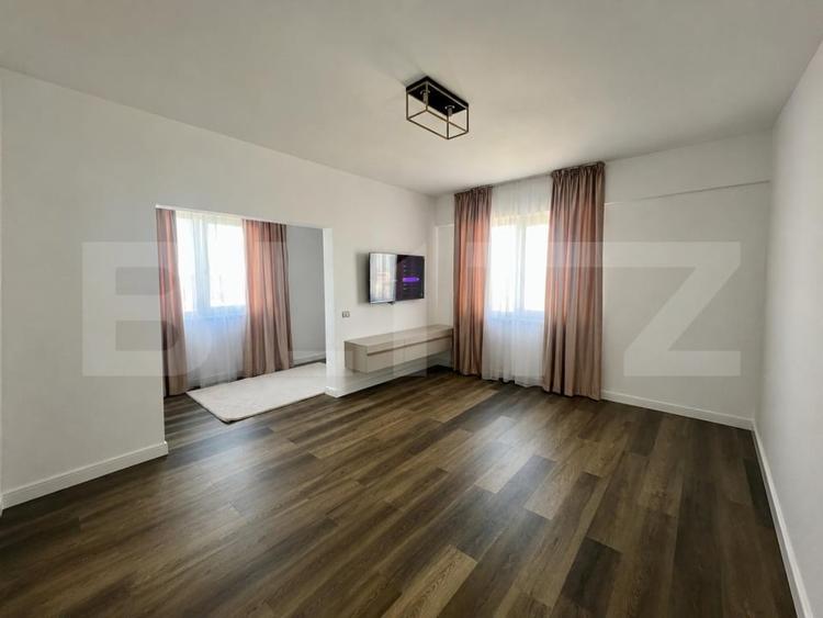 Apartament cu 3 camere semidecomandat, mobilat în Calea Severinului
