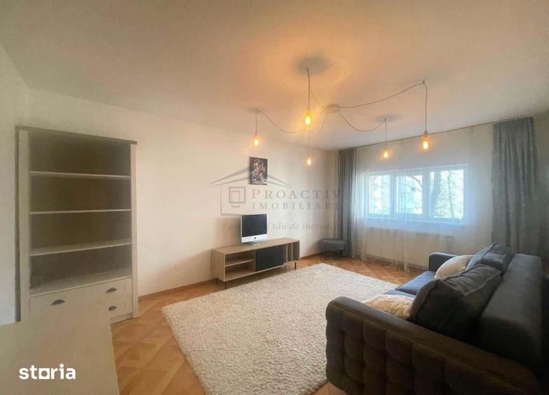 Apartament cu 3 camere decomandat în Obcini