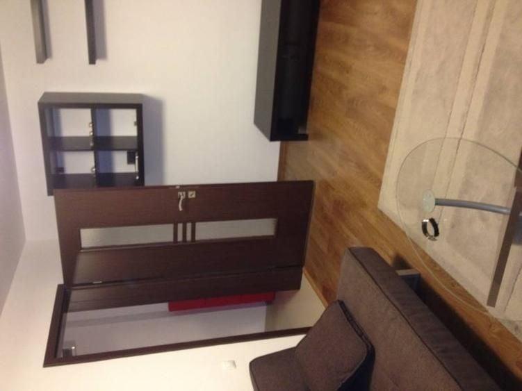 Apartament cu 2 camere semidecomandat în Iancului