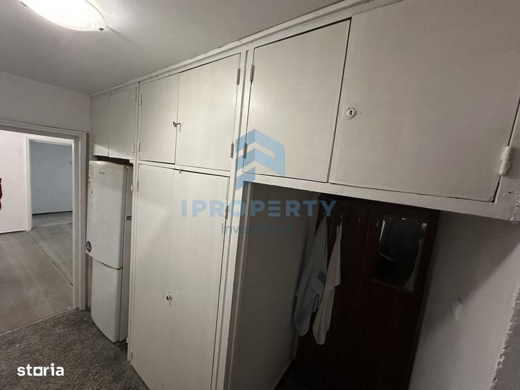 Apartament cu 3 camere semidecomandat în Central