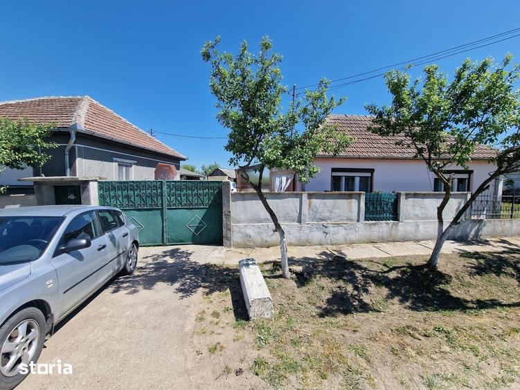 Vand Casa si Teren 4780 m2 - 18